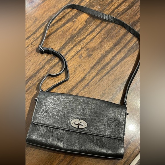 Genuine Leather Danier Crossbody - Picture 1 of 7